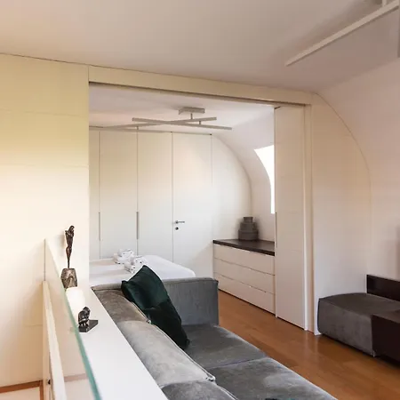 Youhosty - Brera Double Terrace Apartamento Milão