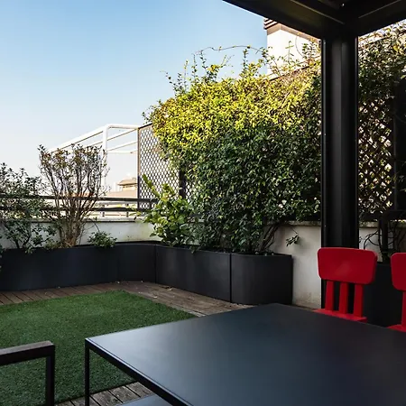 Youhosty - Brera Double Terrace * Milão